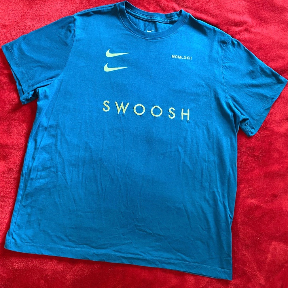 Nike Swoosh Men’s Tee Size XXL